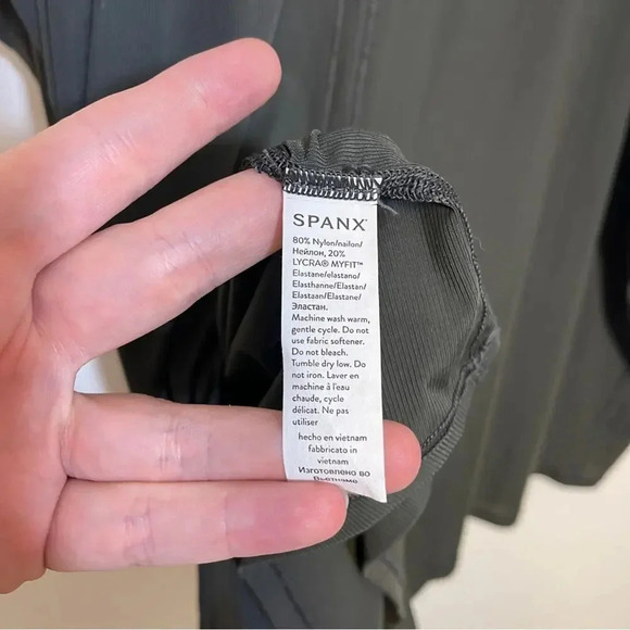 NWT Spanx Go Lightly Ribbed Tie Back Tank Top - Yoga Athleisure Running Gym - Picture 9 of 11